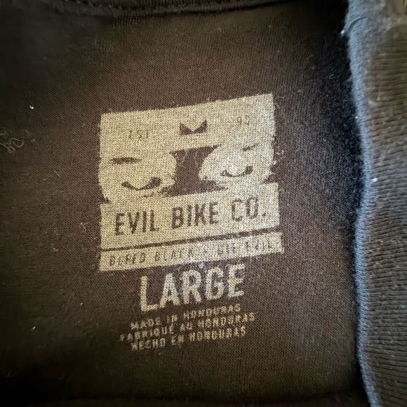 Men's Black Evil Bikes T Shirt - Picture 2 of 3